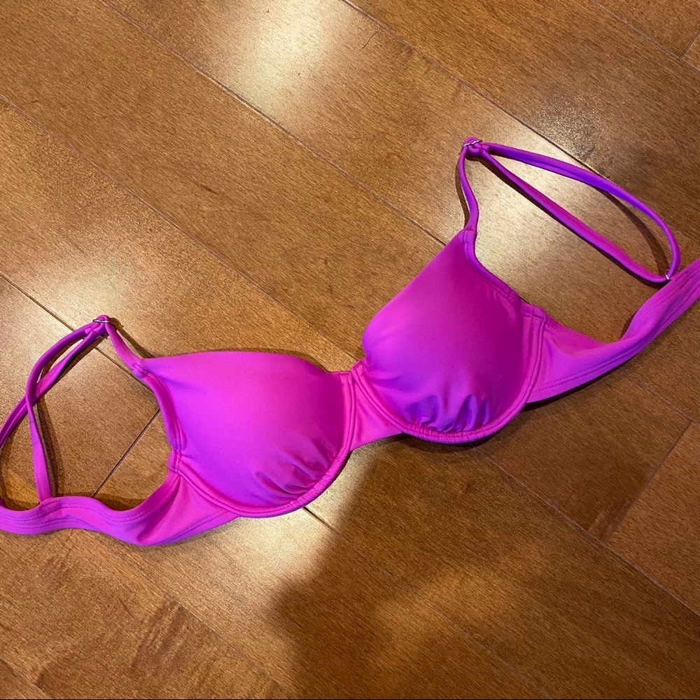NEW Xhilaration Bikini Top